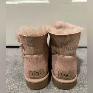 UGG, pink, mini Bailey button boots, Never worn